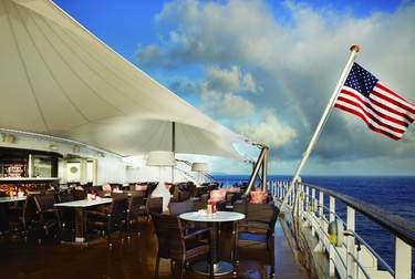 NCL, POA, Aloha Lanai Bar 1, Credit - Olivier Koning.jpeg